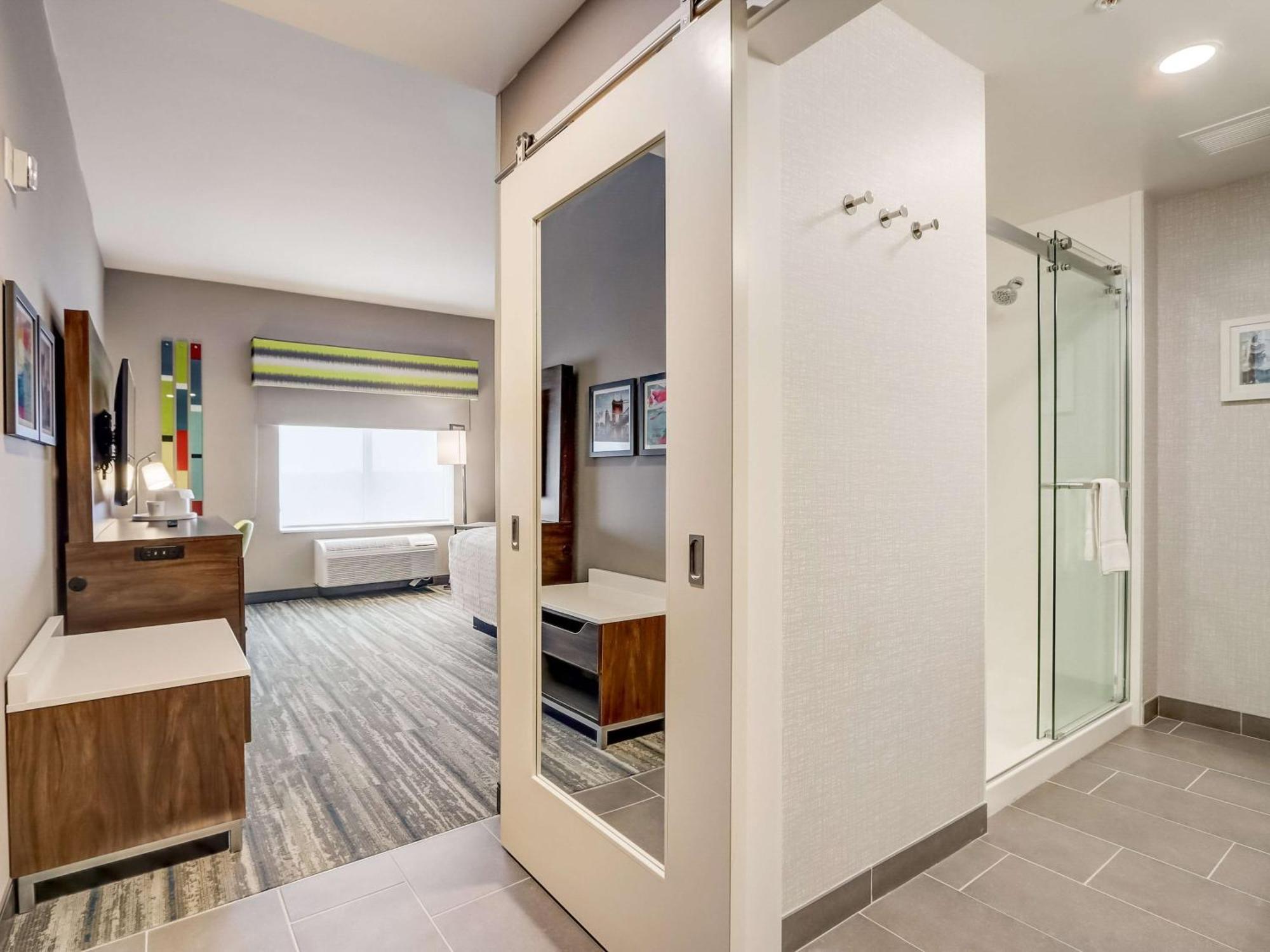 Hampton Inn & Suites Cincinnati Midtown Rookwood Eksteriør bilde