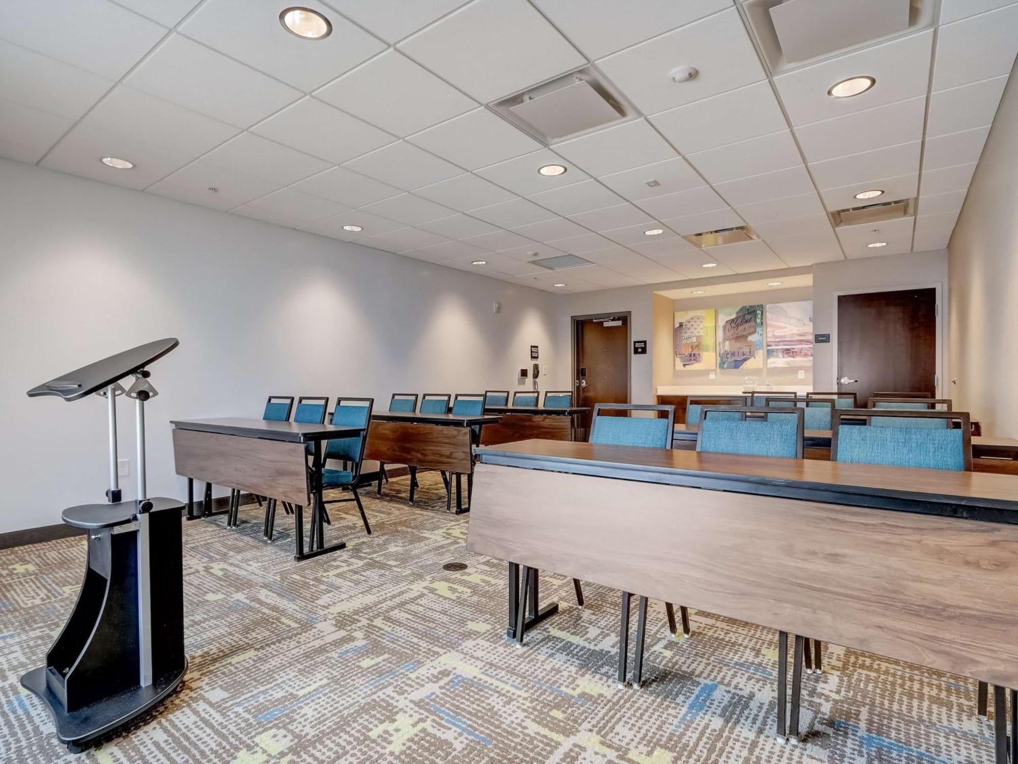 Hampton Inn & Suites Cincinnati Midtown Rookwood Eksteriør bilde