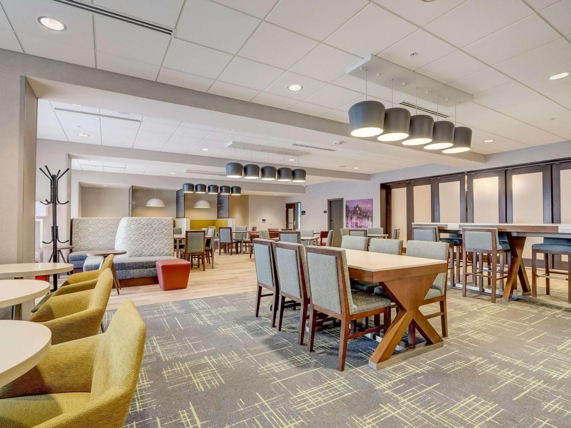 Hampton Inn & Suites Cincinnati Midtown Rookwood Eksteriør bilde