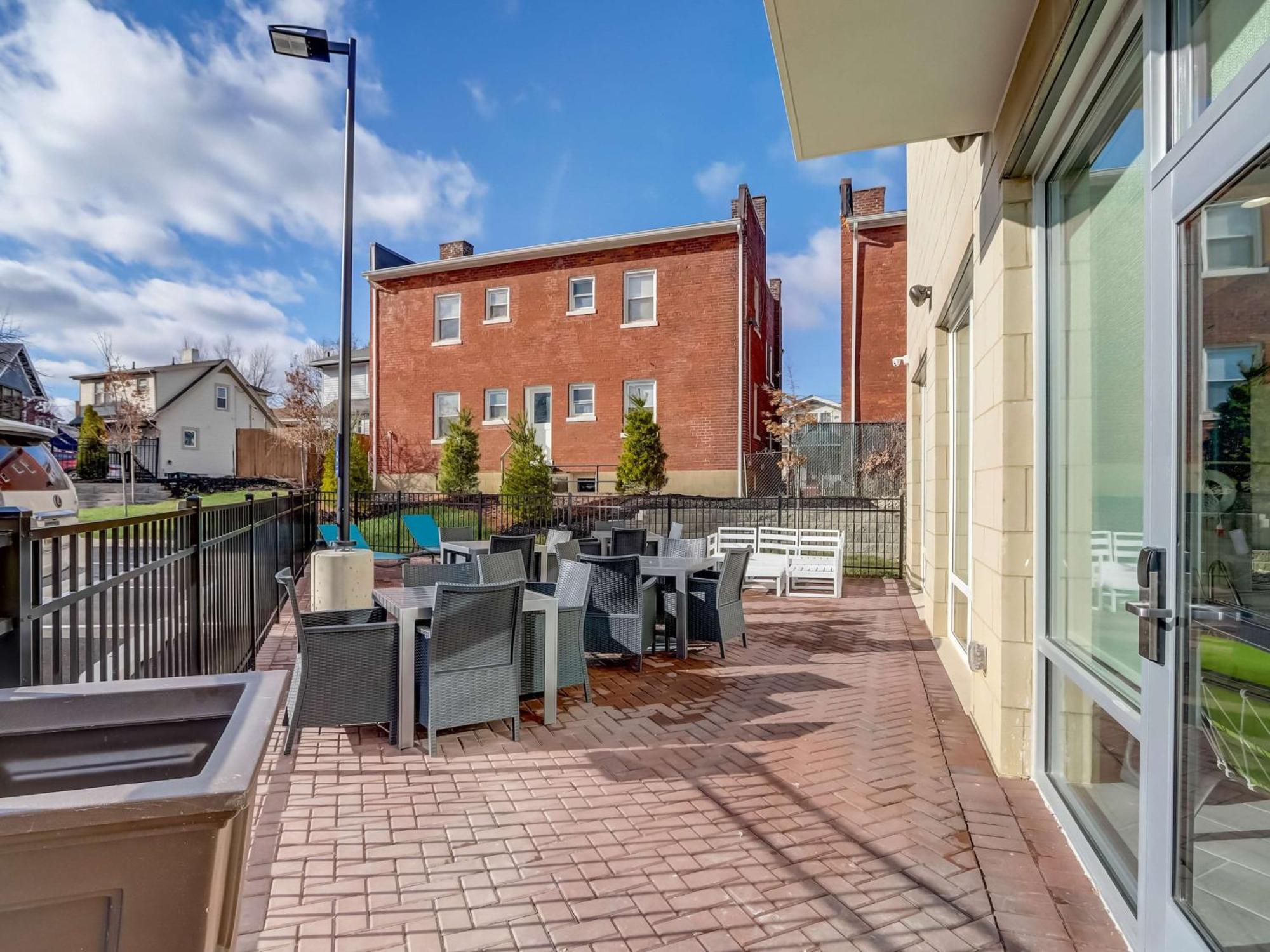 Hampton Inn & Suites Cincinnati Midtown Rookwood Eksteriør bilde