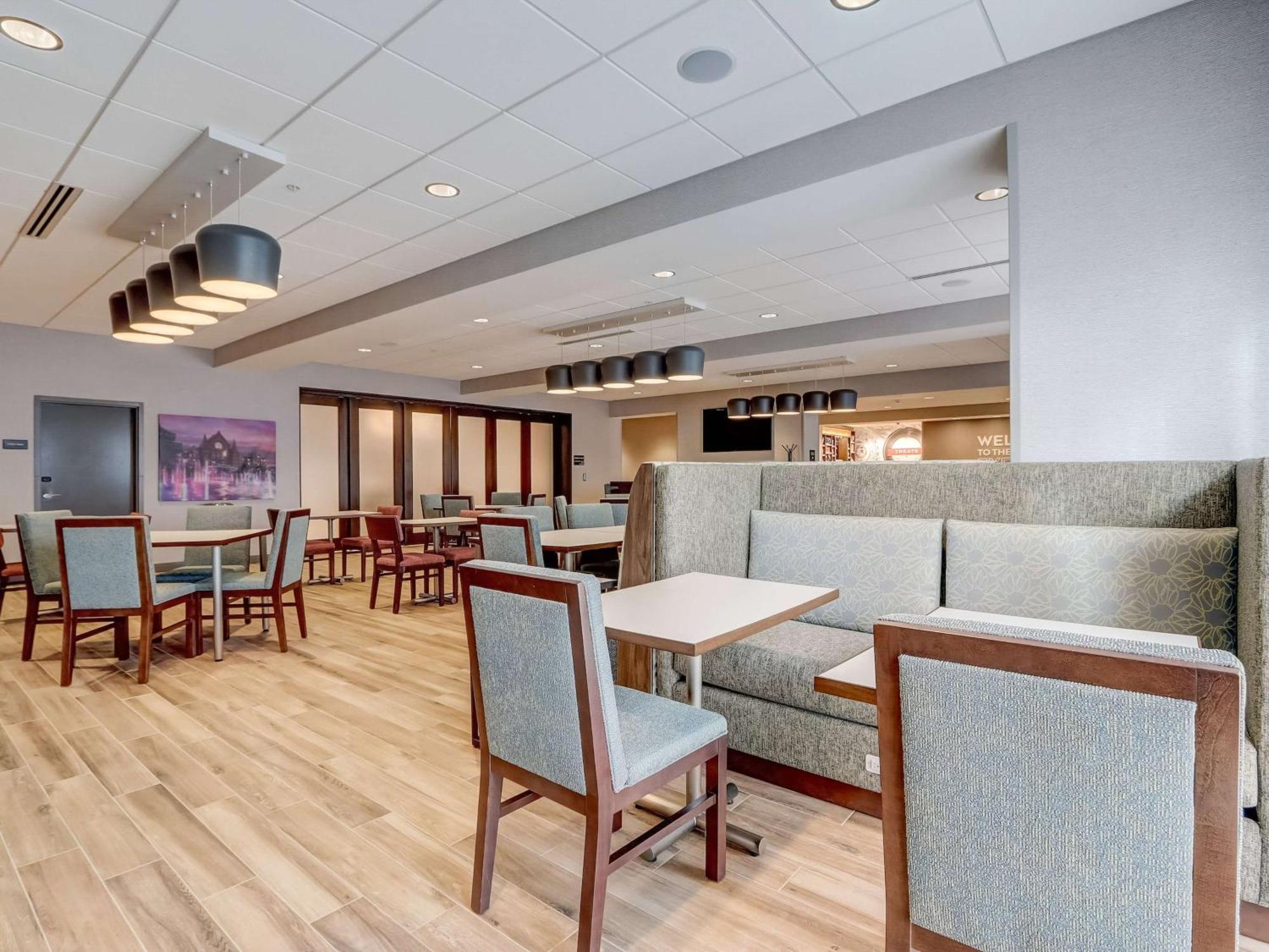 Hampton Inn & Suites Cincinnati Midtown Rookwood Eksteriør bilde